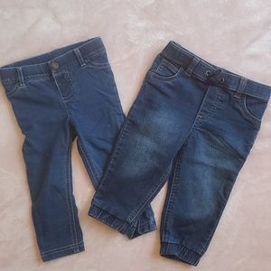 2 pairs of jeans